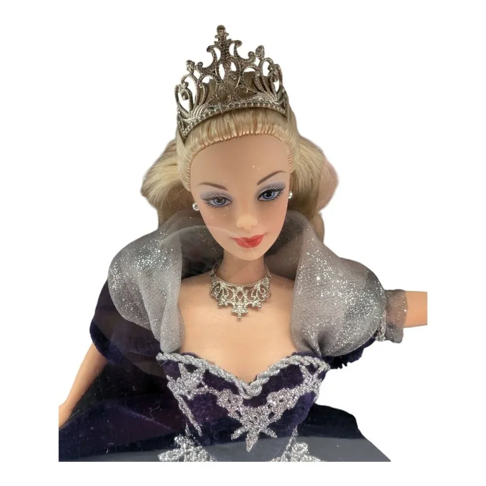 Collectible 2000 Special Millennium Edition Millennium Princess Barbie #24154 - Picture 10 of 11
